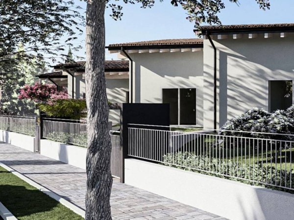casa indipendente in vendita a Calcinato