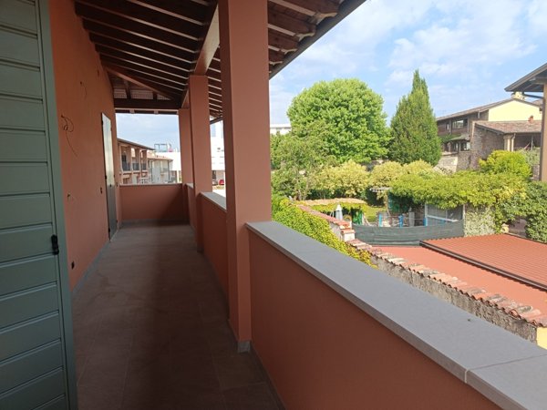 casa indipendente in vendita a Calcinato