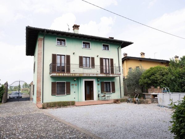 casa indipendente in vendita a Calcinato