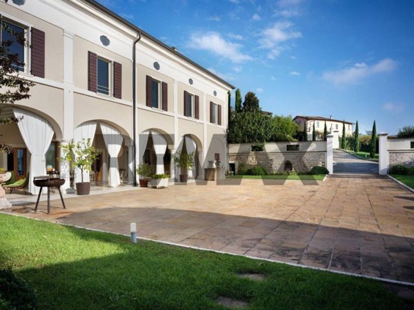 casa indipendente in vendita a Calcinato