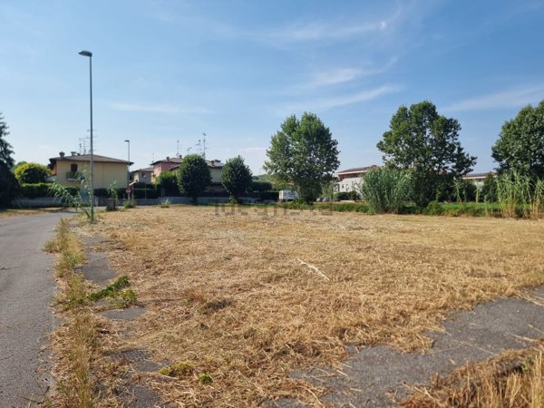 terreno edificabile in vendita a Calcinato