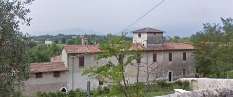 casa indipendente in vendita a Calvagese della Riviera in zona Carzago