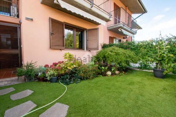 casa indipendente in vendita a Calvagese della Riviera