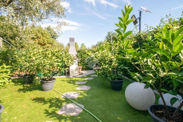 casa indipendente in vendita a Calvagese della Riviera