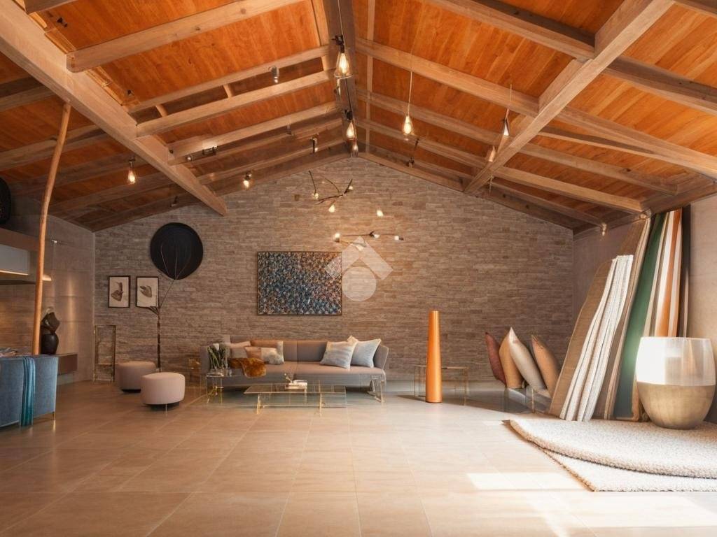 casa indipendente in vendita a Calvagese della Riviera