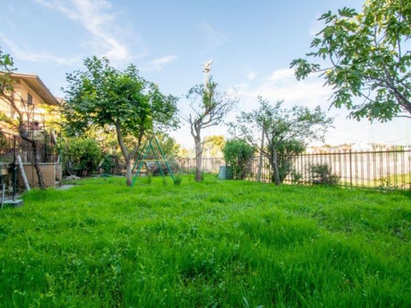 casa indipendente in vendita a Calvagese della Riviera