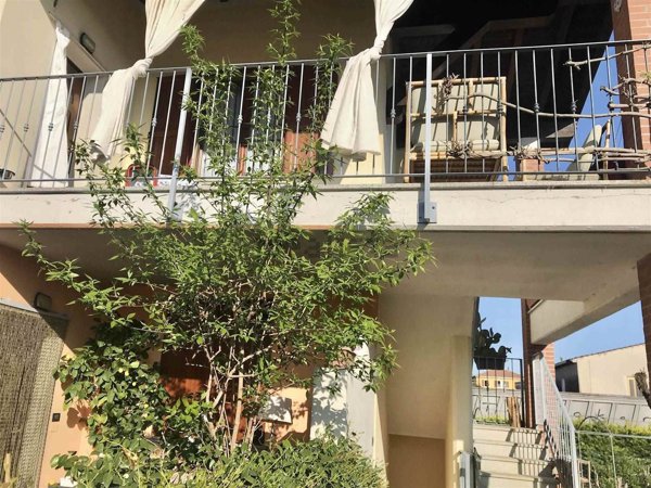 casa indipendente in vendita a Calvagese della Riviera