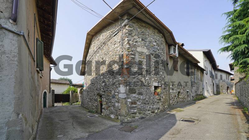 casa indipendente in vendita a Calvagese della Riviera