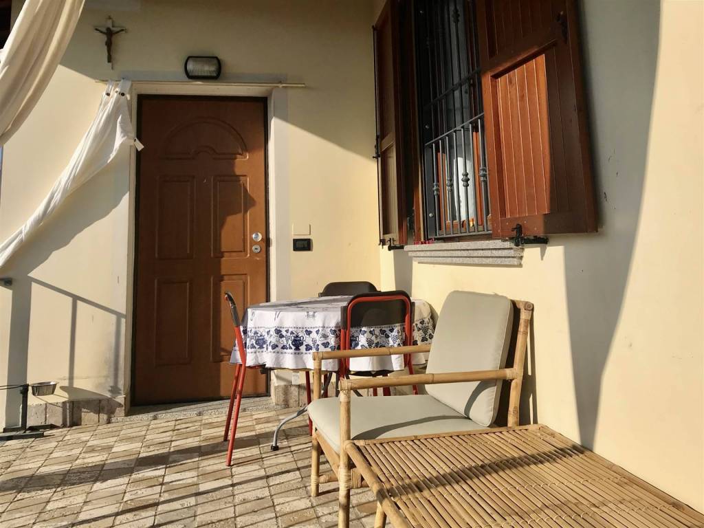 casa indipendente in vendita a Calvagese della Riviera