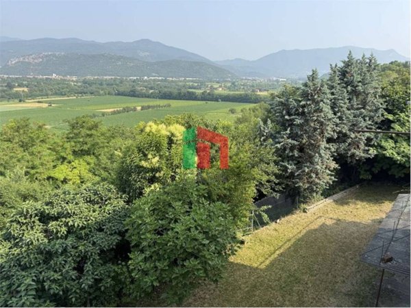 casa indipendente in vendita a Calvagese della Riviera