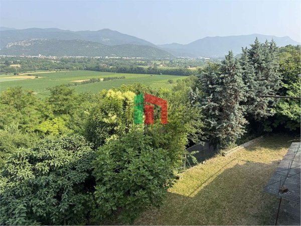 casa indipendente in vendita a Calvagese della Riviera