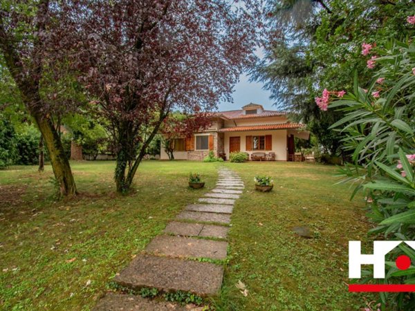 casa indipendente in vendita a Calvagese della Riviera