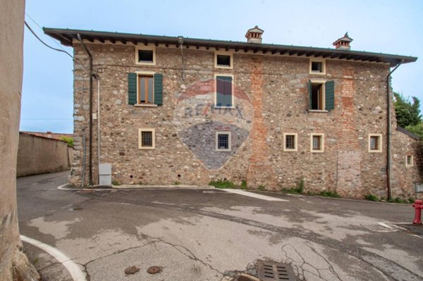 appartamento in vendita a Calvagese della Riviera