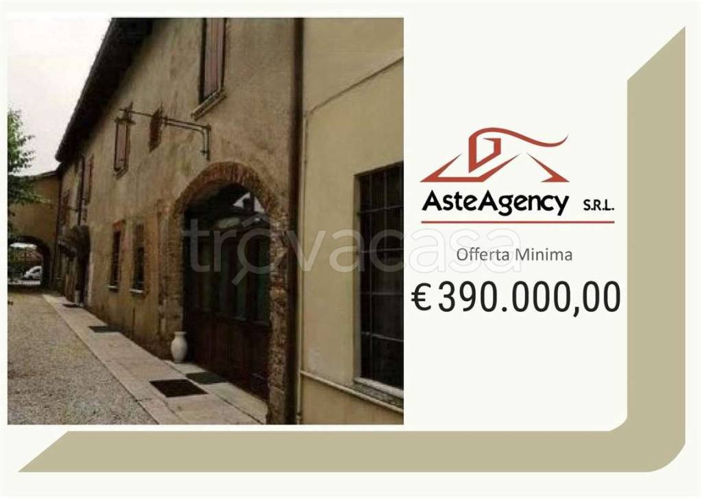 casa indipendente in vendita a Calvagese della Riviera