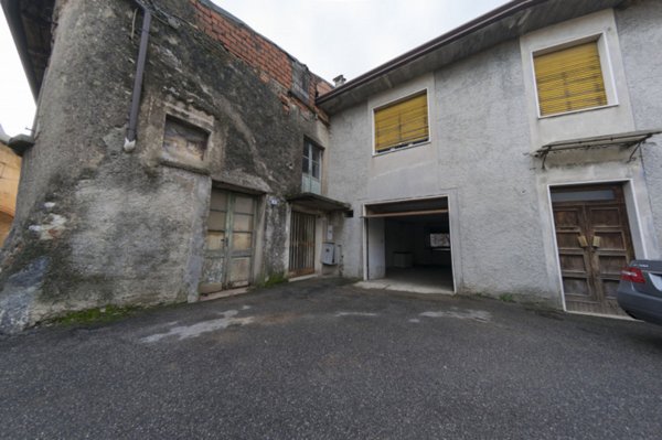 casa indipendente in vendita a Calvagese della Riviera