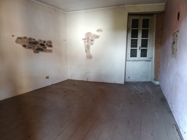 casa indipendente in vendita a Calvagese della Riviera