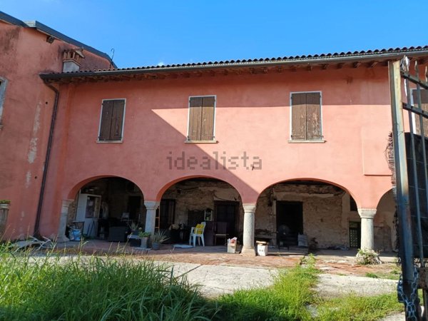 casale in vendita a Calvagese della Riviera