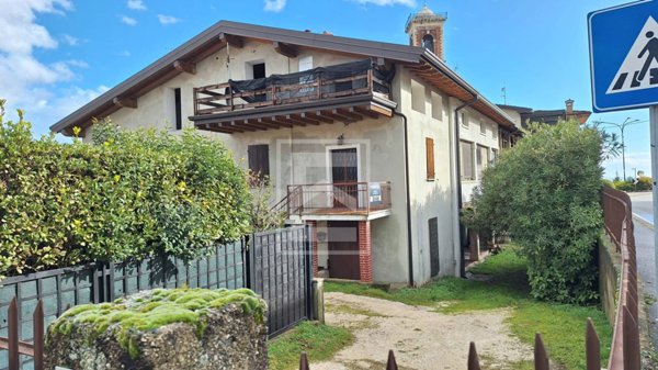 casa indipendente in vendita a Calvagese della Riviera