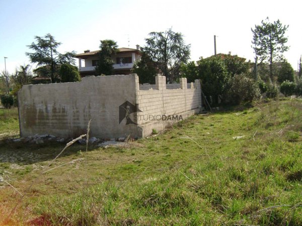 casa indipendente in vendita a Calvagese della Riviera