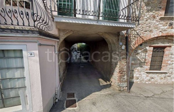 casa indipendente in vendita a Calvagese della Riviera