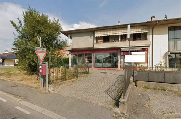 negozio in vendita a Calvagese della Riviera