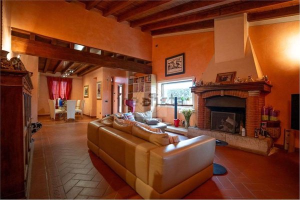 casa indipendente in vendita a Calvagese della Riviera