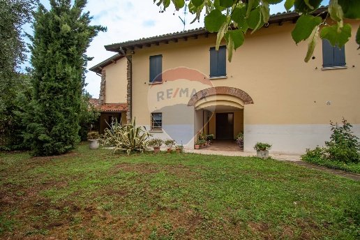 casa semindipendente in vendita a Calvagese della Riviera