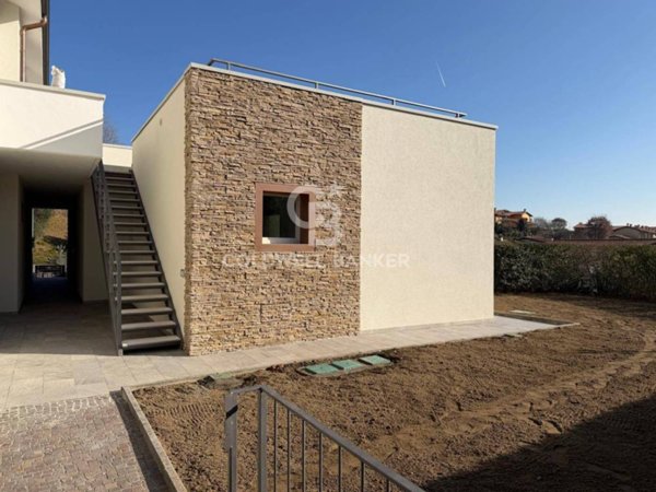 casa indipendente in vendita a Calvagese della Riviera