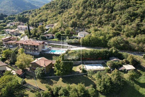 casa indipendente in vendita a Calvagese della Riviera