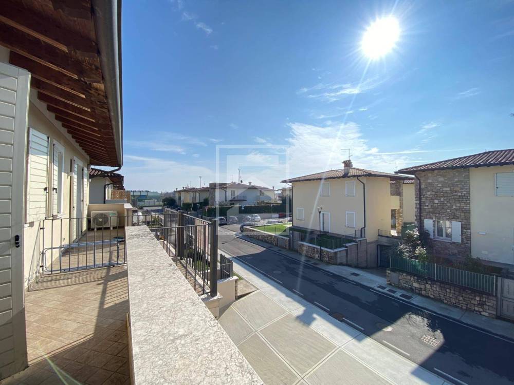 casa indipendente in vendita a Calvagese della Riviera