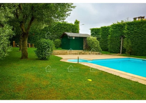 casa indipendente in vendita a Calvagese della Riviera