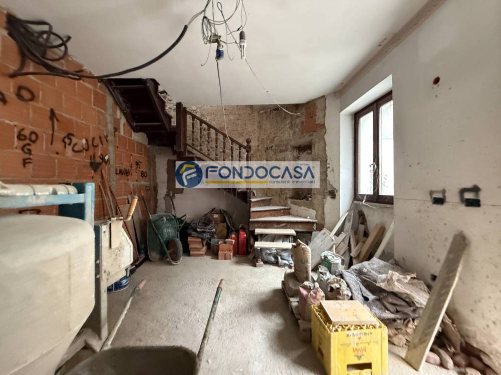 casa indipendente in vendita a Calvagese della Riviera