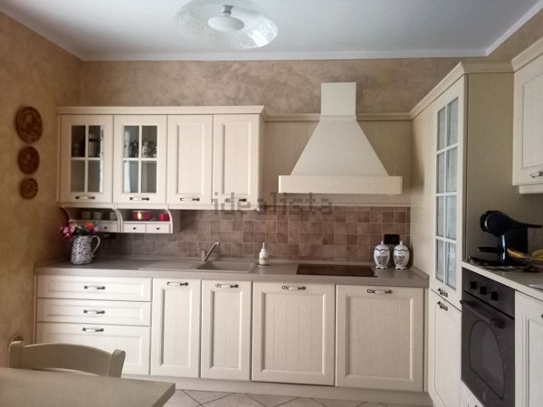 casa indipendente in vendita a Calvagese della Riviera