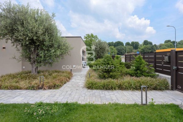 casa indipendente in vendita a Calvagese della Riviera