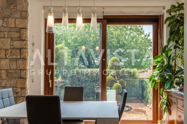 casa semindipendente in vendita a Calvagese della Riviera