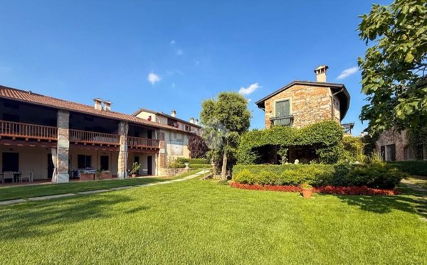 appartamento in vendita a Calvagese della Riviera in zona Carzago