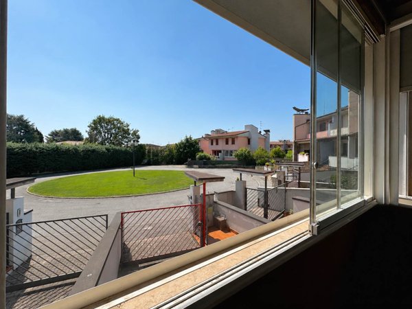 casa indipendente in vendita a Calvagese della Riviera in zona Carzago