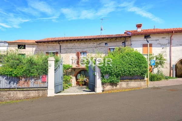 pentavano in vendita a Calvagese della Riviera