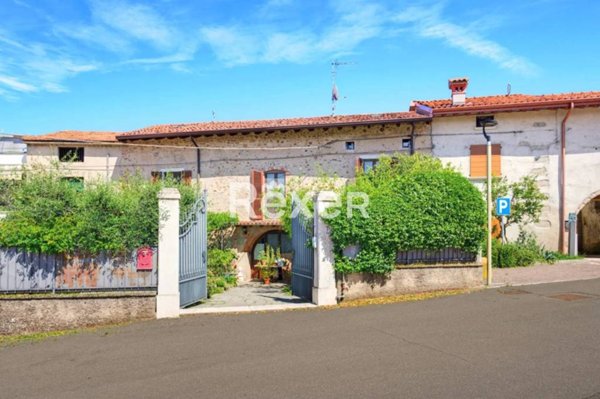 casa indipendente in vendita a Calvagese della Riviera in zona Mocasina