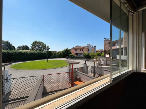 casa indipendente in vendita a Calvagese della Riviera in zona Carzago
