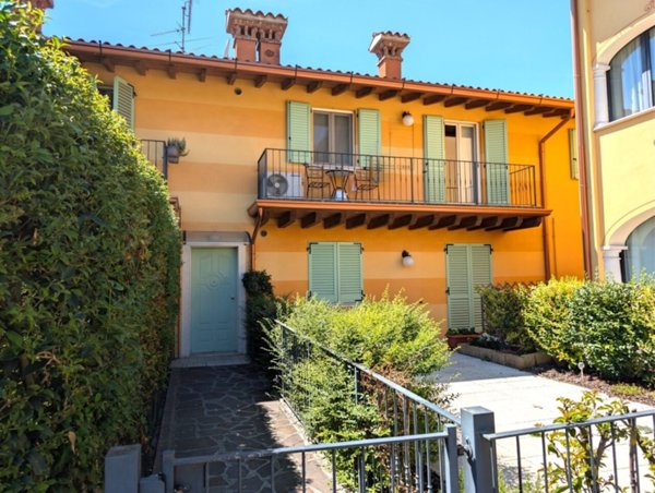 appartamento in vendita a Calvagese della Riviera in zona Carzago
