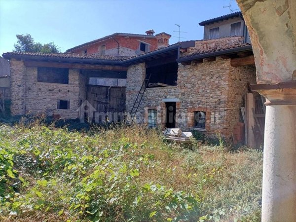 casale in vendita a Calvagese della Riviera in zona Mocasina