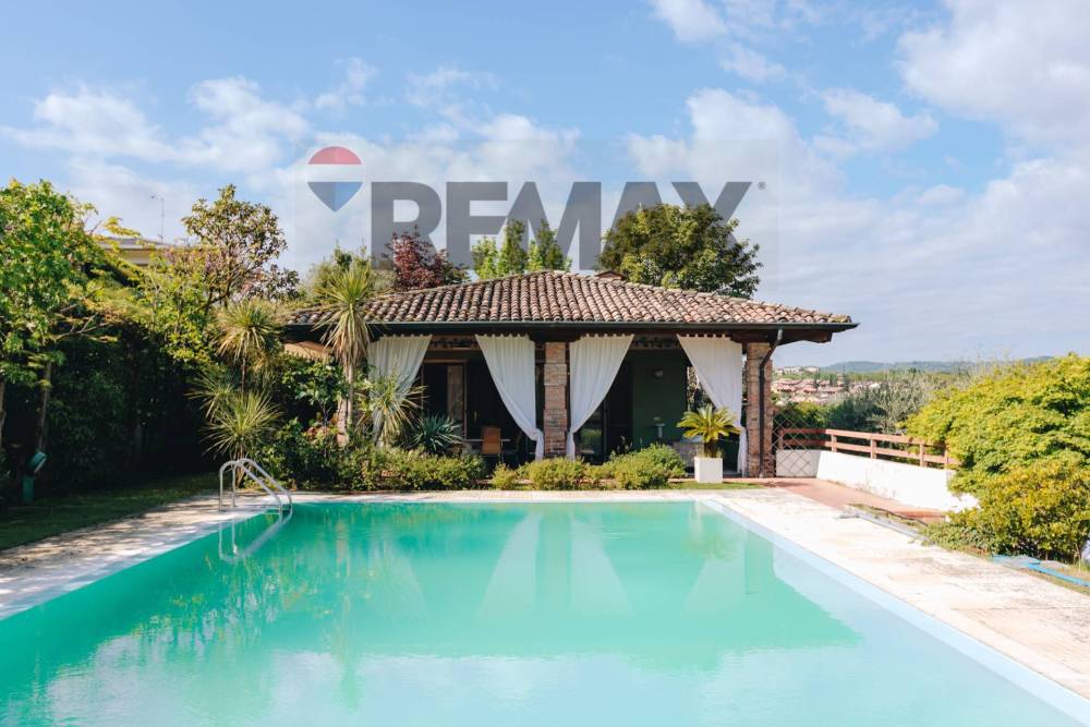 casa indipendente in vendita a Calvagese della Riviera