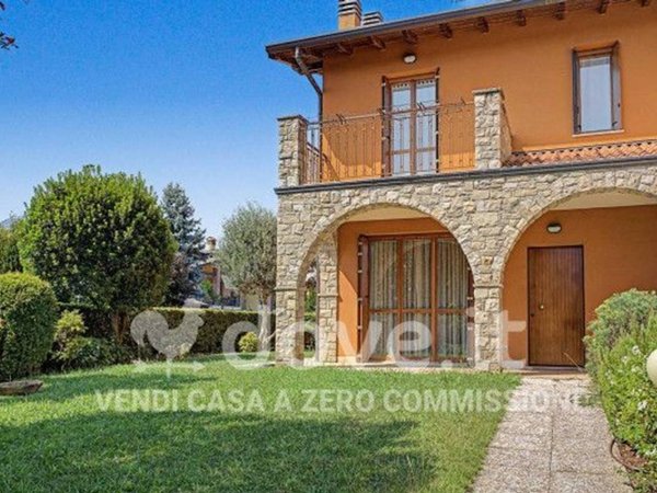 casa indipendente in vendita a Calvagese della Riviera in zona Carzago