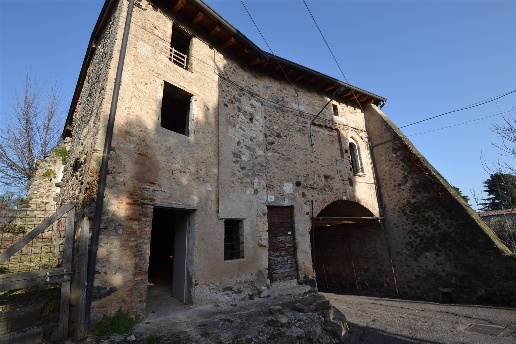 casa semindipendente in vendita a Calvagese della Riviera in zona Carzago
