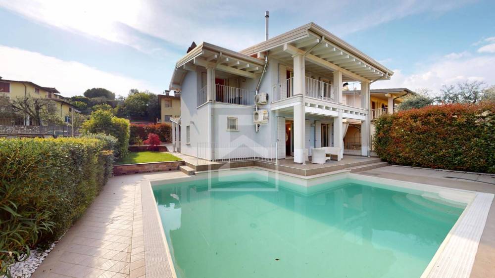 casa indipendente in vendita a Calvagese della Riviera