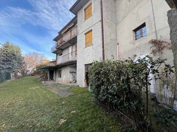 casa indipendente in vendita a Calvagese della Riviera in zona Carzago