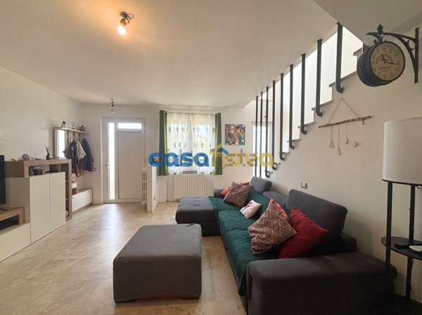 casa indipendente in vendita a Calvagese della Riviera in zona Carzago
