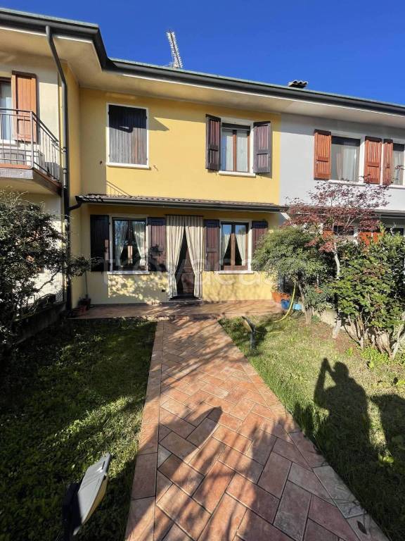 casa indipendente in vendita a Calvisano