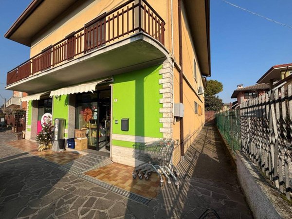 negozio in vendita a Calvisano